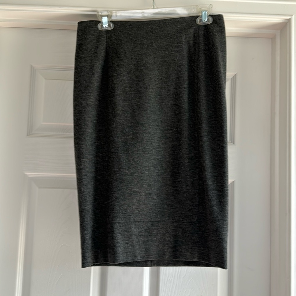 Classic Cabi Grey Pencil Skirt - Women's Workwear